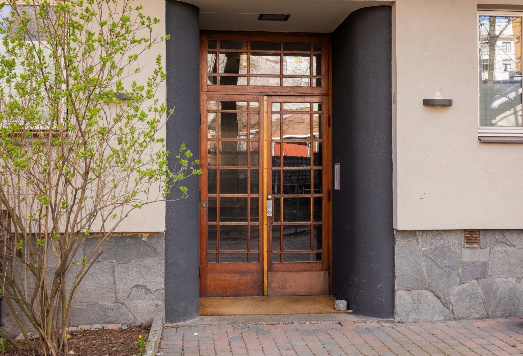 Inngang til bygården